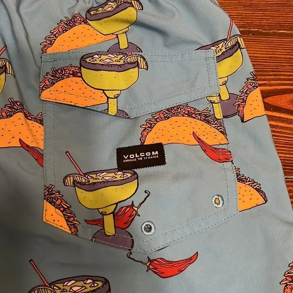 NWOT VOLCOM Mens Taco Board shorts Size Medium